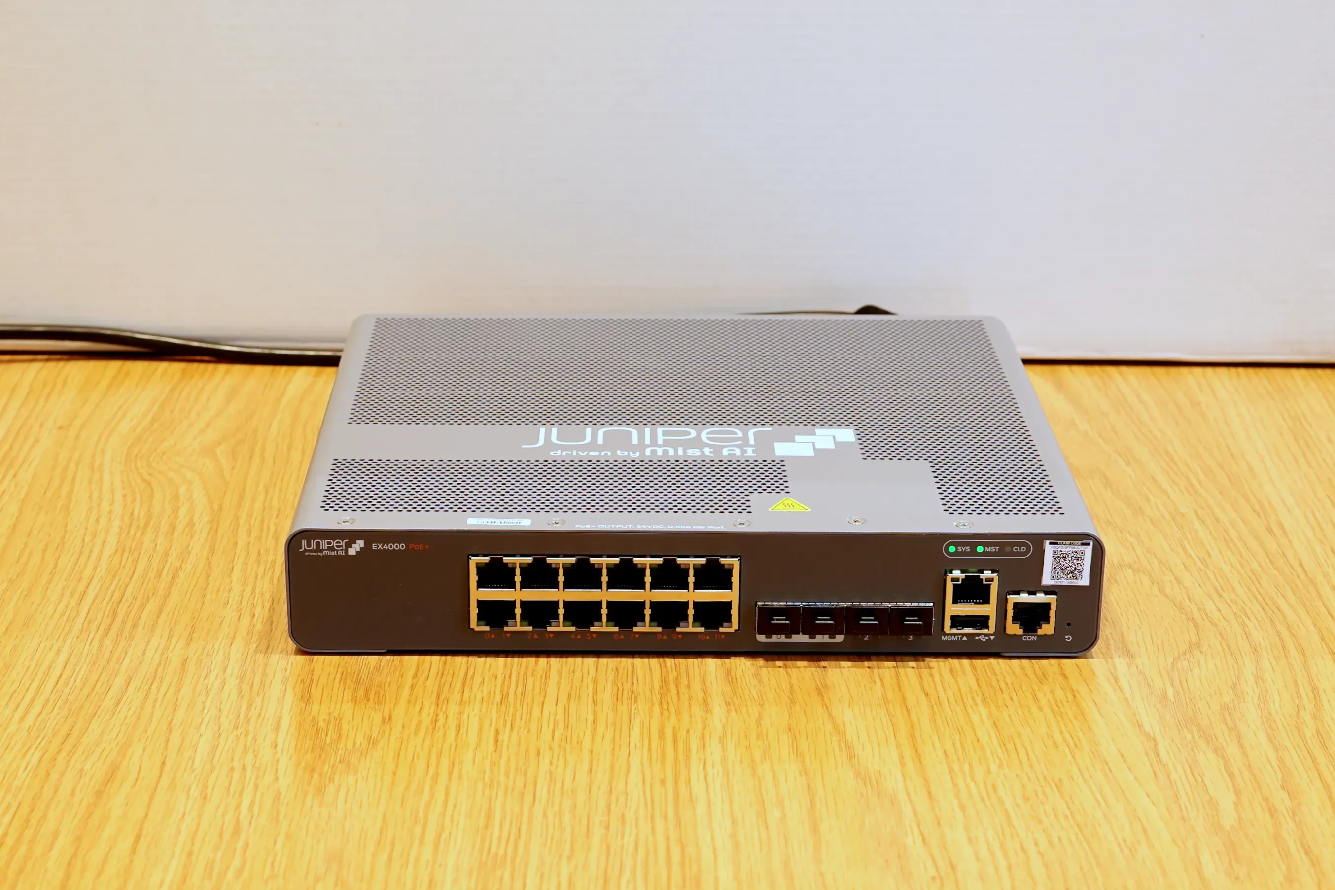 Juniper Mist Switch 製品画像